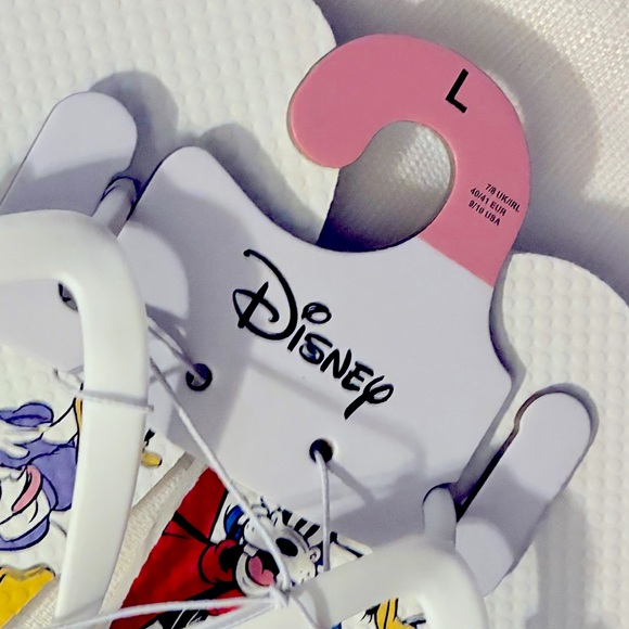 🆕 Disney Ltd Edition Women’s Mickey & Friends “Ears” Icon B&W Slip-On Sandals - Picture 8 of 10